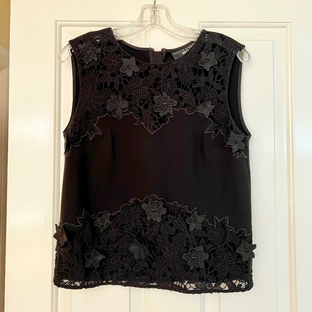 Sachin & Babi Noir Black Top with Lace Size M